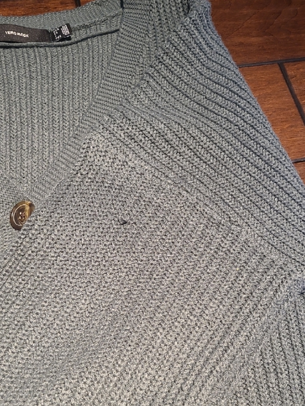 Vero Moda Olive Knit V-Neck Button Cardigan - Picture 6 of 10